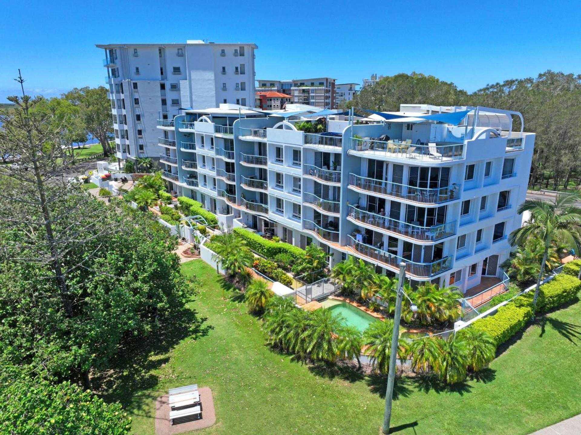 מרוצ'ידור Reflections Holiday Apartments מראה חיצוני תמונה