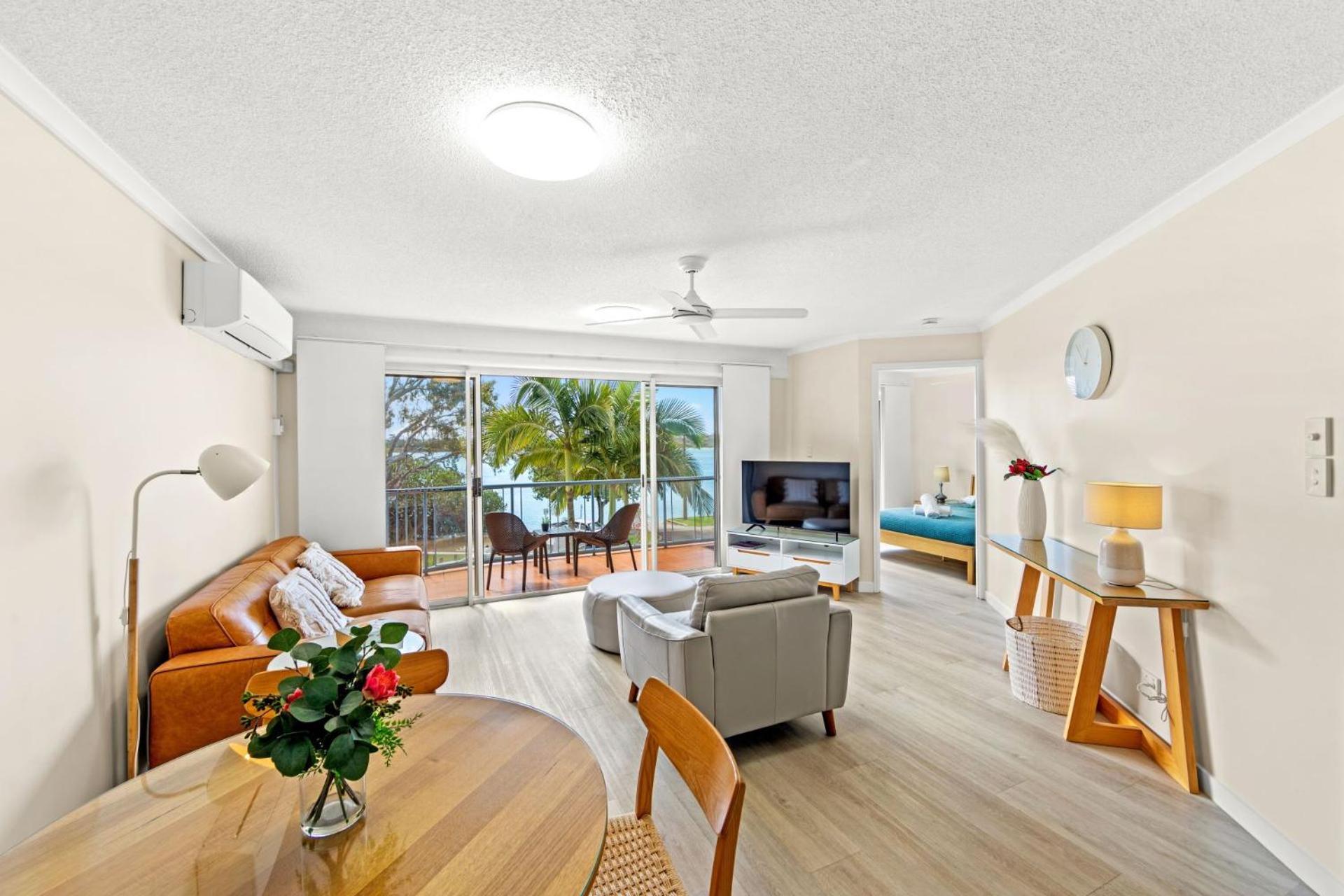 מרוצ'ידור Reflections Holiday Apartments מראה חיצוני תמונה