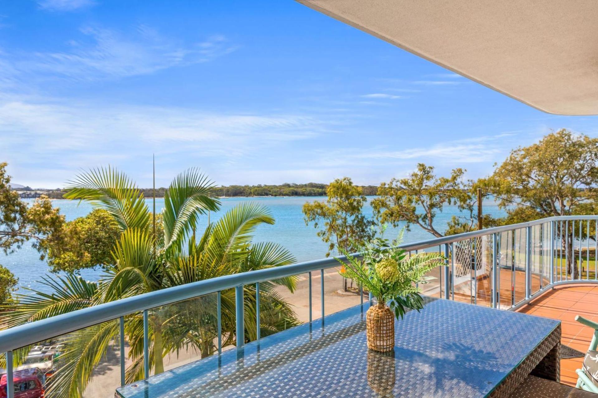 מרוצ'ידור Reflections Holiday Apartments מראה חיצוני תמונה