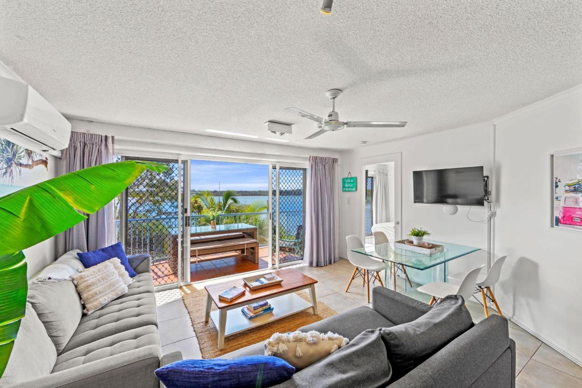 מרוצ'ידור Reflections Holiday Apartments מראה חיצוני תמונה